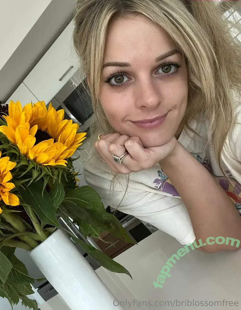 briblossomfree nude photo #0052 (briblossomfree)