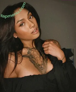  nude photo #0004