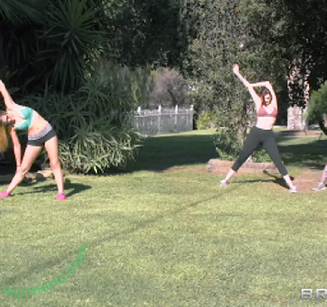 Bridgette B nude photo #0501 (BridgetteB_x / bridgetteb / simp chat / thisisbridgetteb)