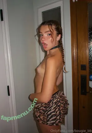 Brie Belle / blairesbigpp / briebellee nude photo #0113