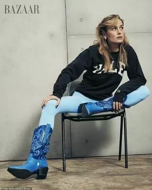 Brie Larson / brielarson nude photo #0053