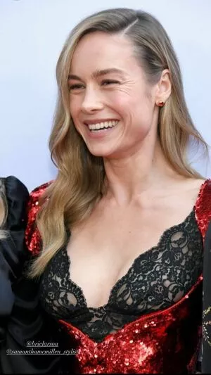 Brie Larson / brielarson nude photo #0071