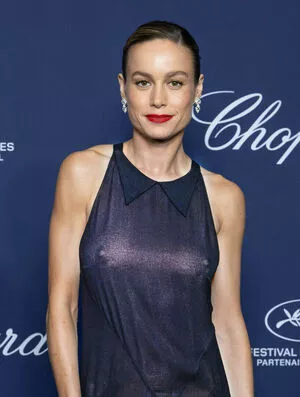 Brie Larson / brielarson nude photo #0178