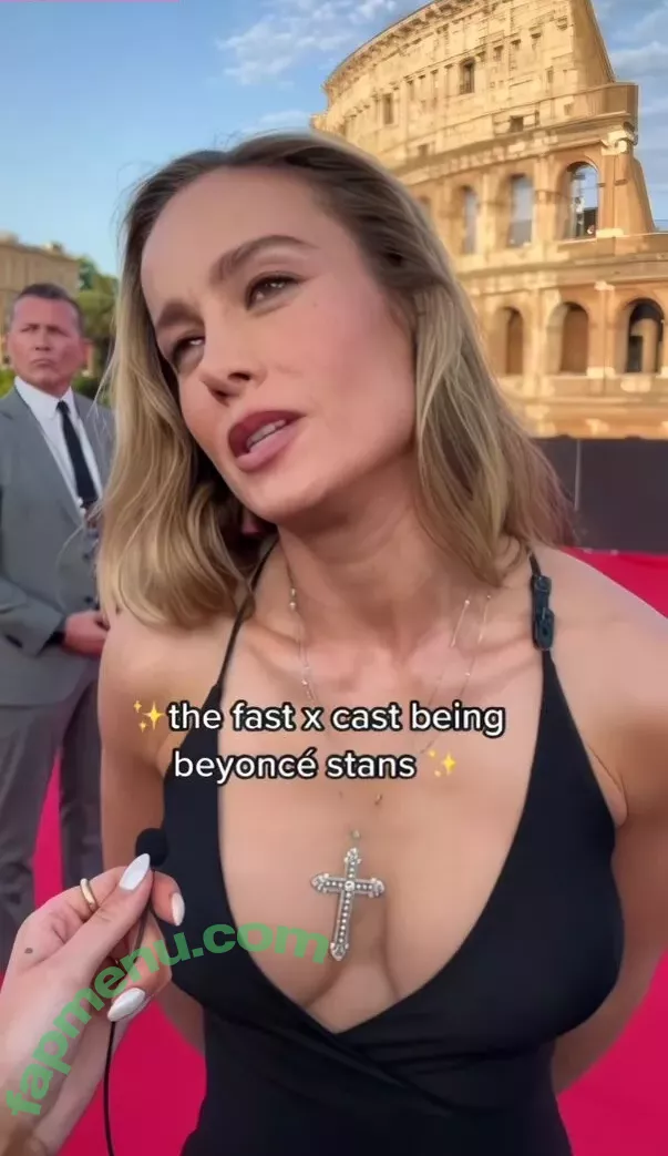 Brie Larson nude photo #0123 (brielarson)