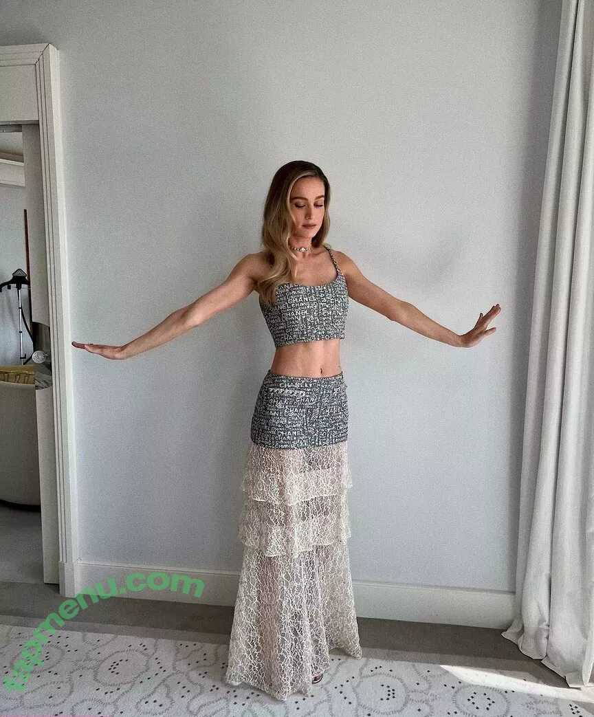 Brie Larson nude photo #0196 (brielarson)