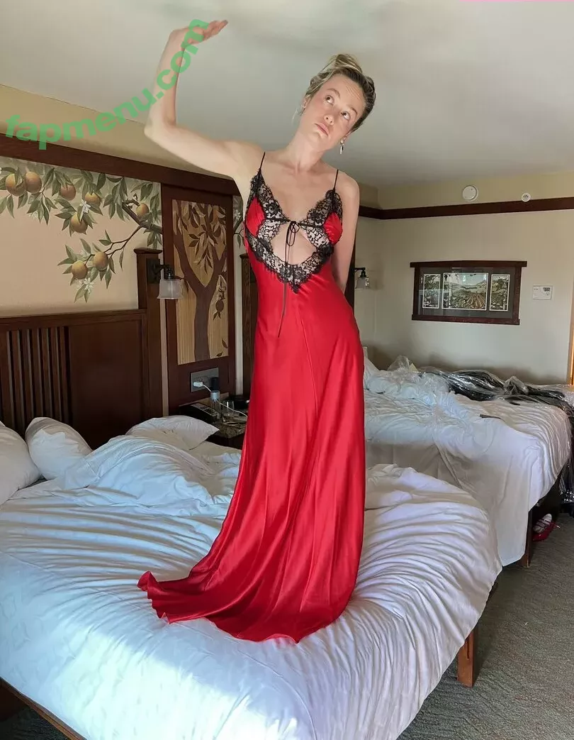 Brie Larson nude photo #0292 (brielarson)