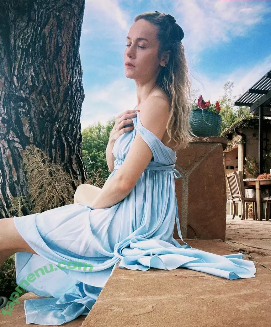 Brie Larson nude photo #0305 (brielarson)