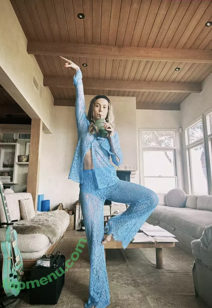 Brie Larson nude photo #0307 (brielarson)