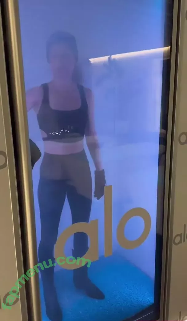 Brie Larson nude photo #0317 (brielarson)