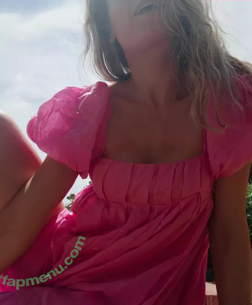 Brie Larson nude photo #0324 (brielarson)