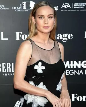 Brie Larson / brielarson nude photo #1481