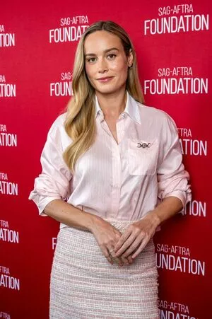 Brie Larson / brielarson nude photo #1576