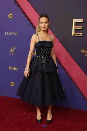 Brie Larson / brielarson nude photo #1684