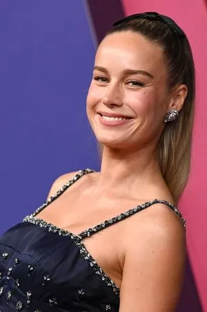 Brie Larson / brielarson nude photo #1690