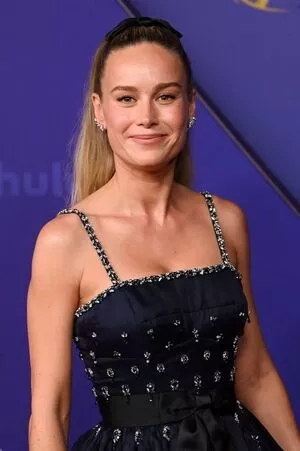 Brie Larson / brielarson nude photo #1697