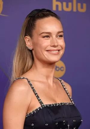 Brie Larson / brielarson nude photo #1702