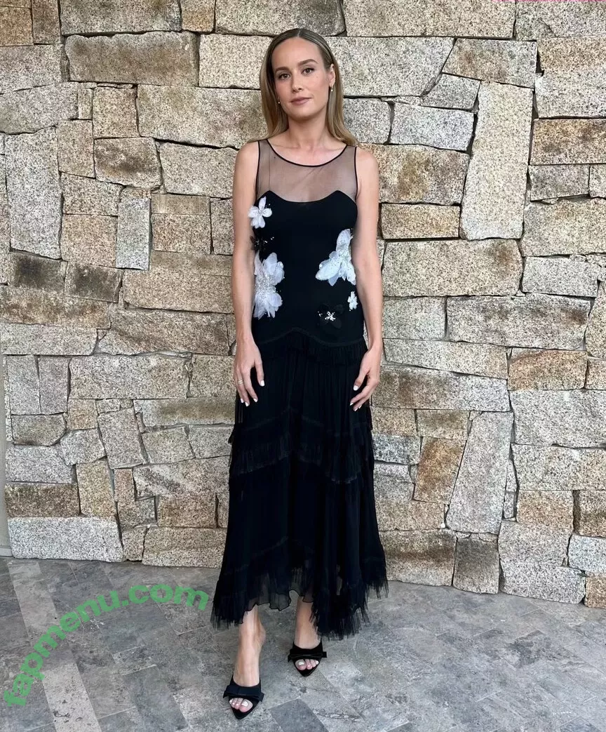 Brie Larson nude photo #1512 (brielarson)