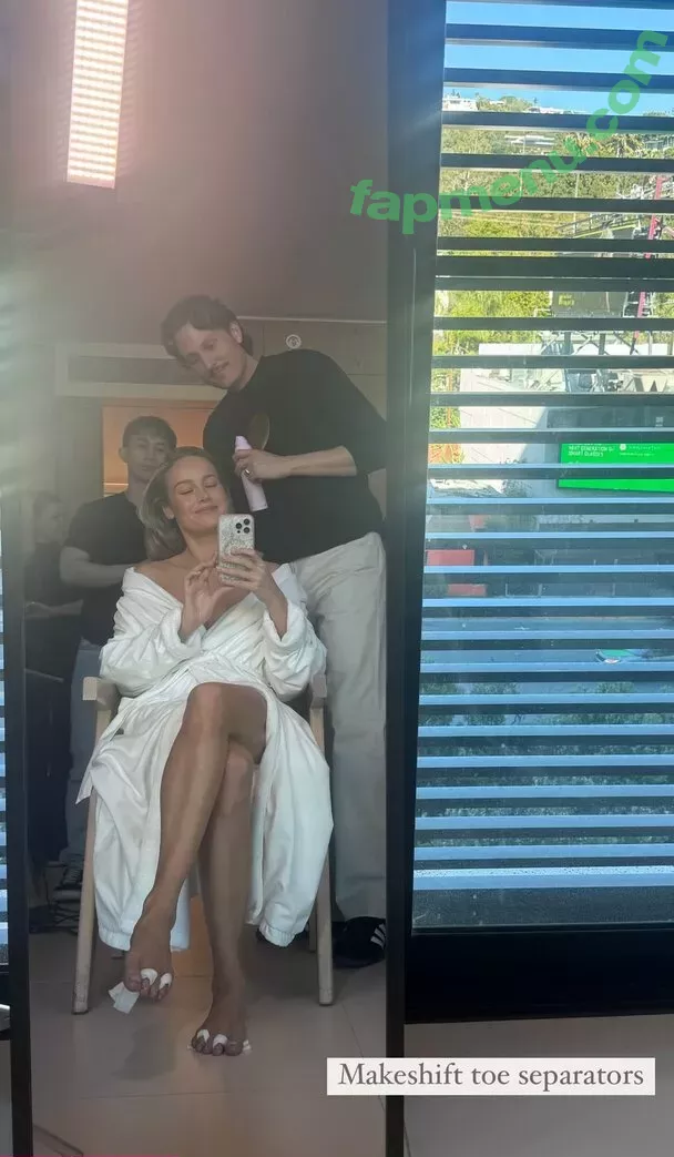 Brie Larson nude photo #1515 (brielarson)