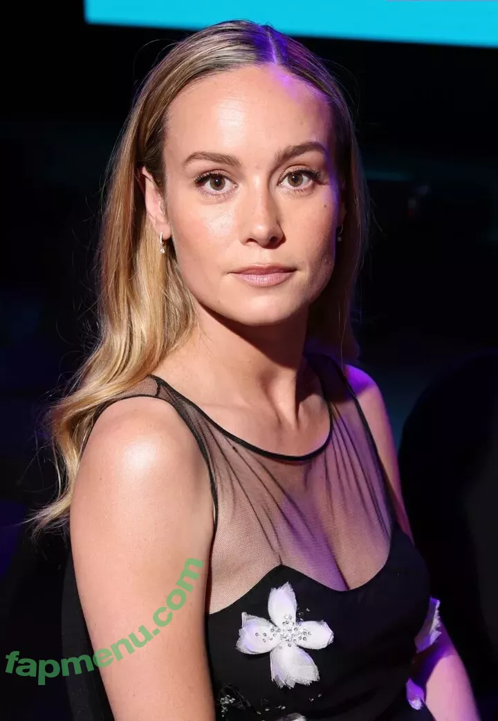 Brie Larson nude photo #1675 (brielarson)