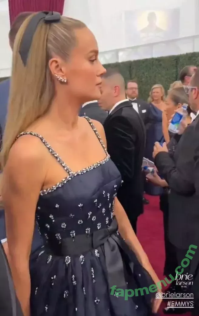 Brie Larson nude photo #1680 (brielarson)