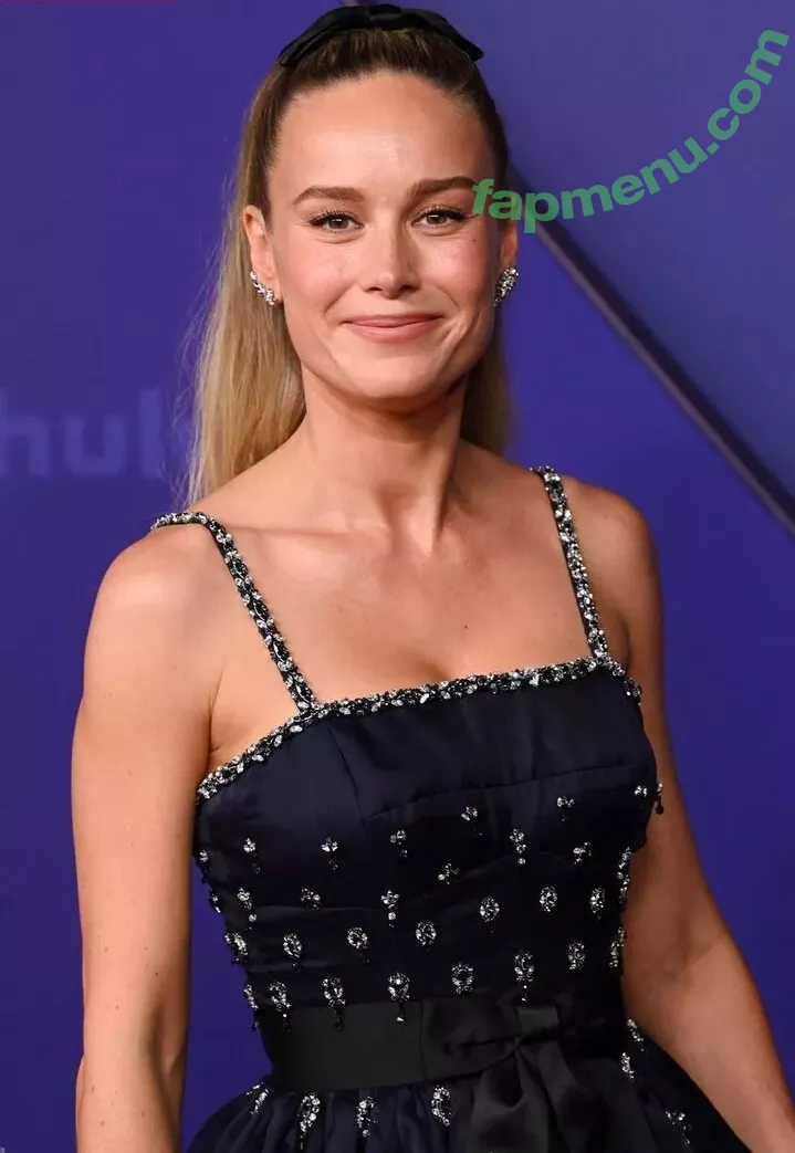 Brie Larson nude photo #1697 (brielarson)