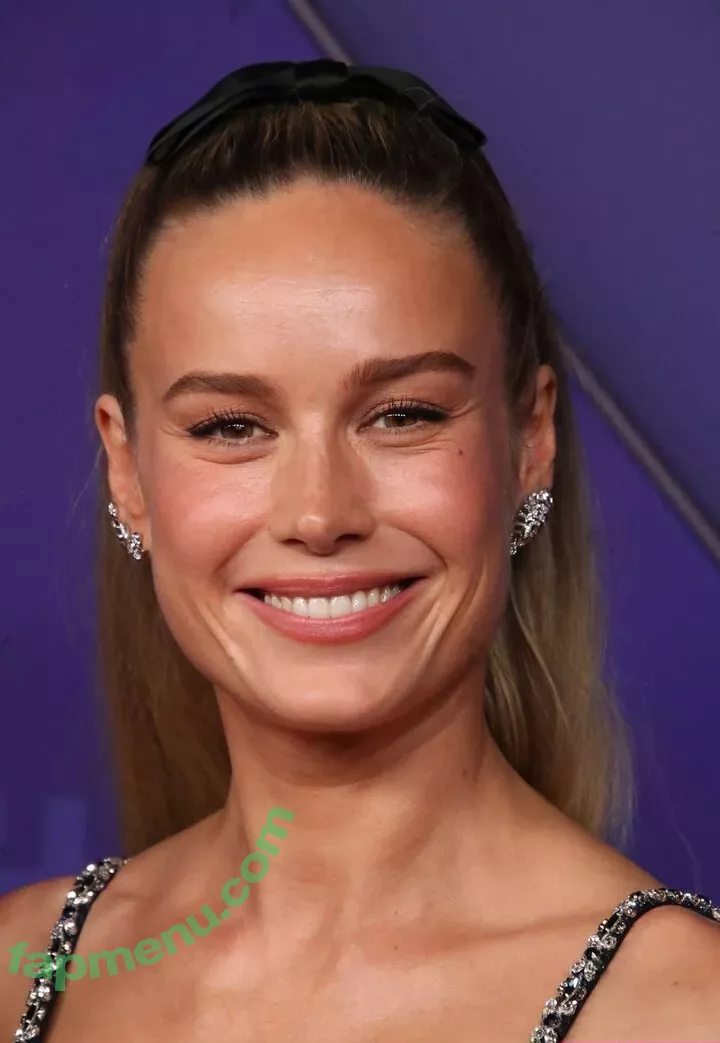 Brie Larson nude photo #1701 (brielarson)