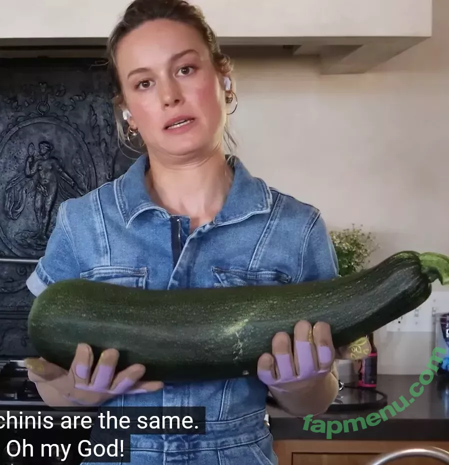 Brie Larson nude photo #1717 (brielarson)