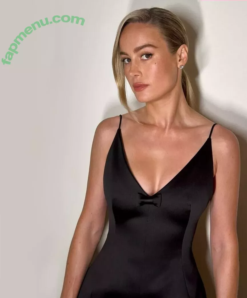 Brie Larson nude photo #1718 (brielarson)