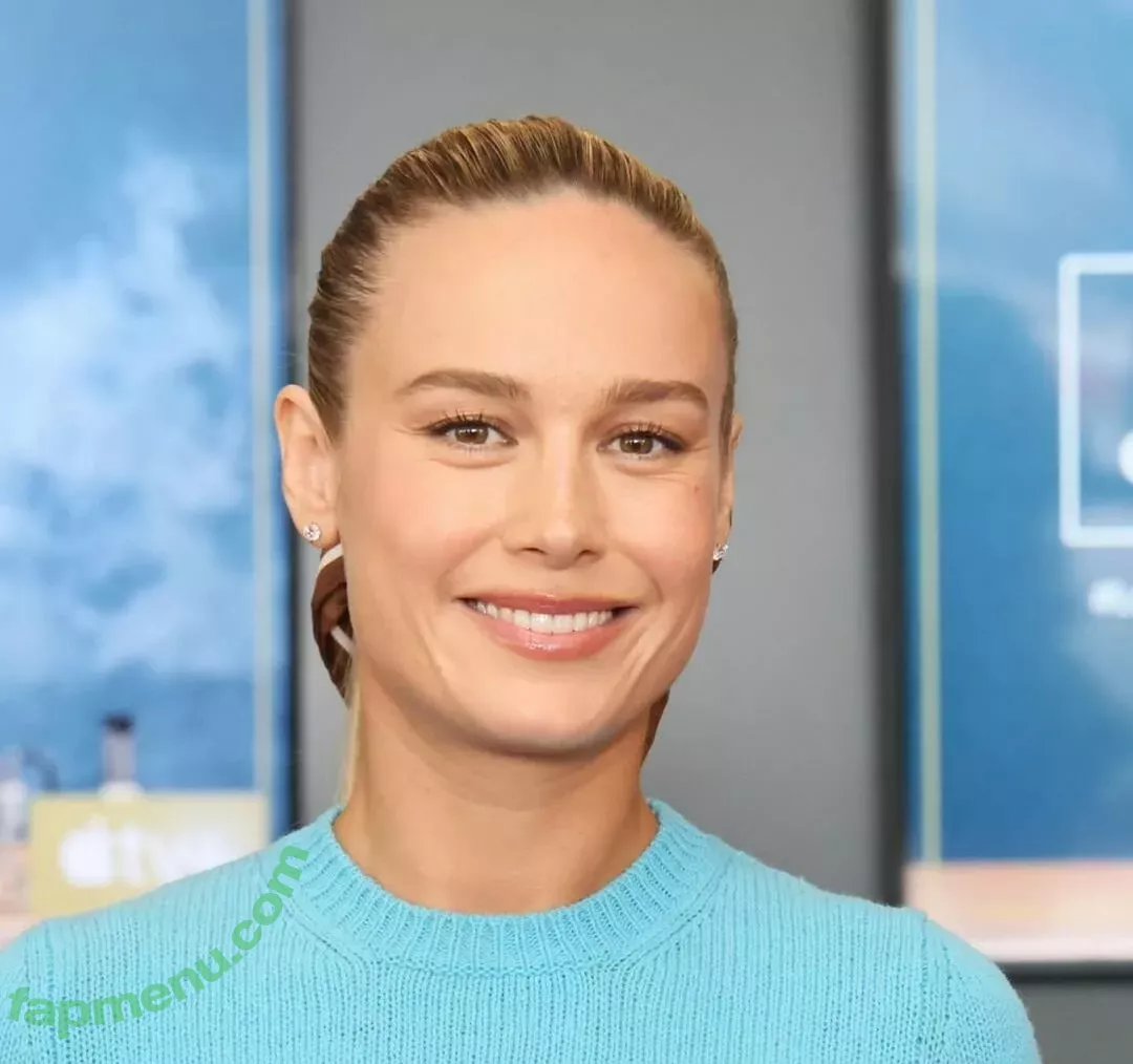 Brie Larson nude photo #1730 (brielarson)