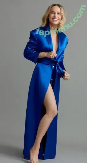 Brie Larson / brielarson nude photo #2233