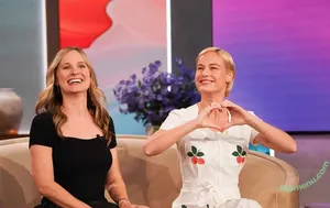 Brie Larson / brielarson nude photo #2252