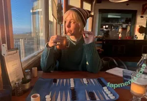 Brie Larson / brielarson nude photo #2264