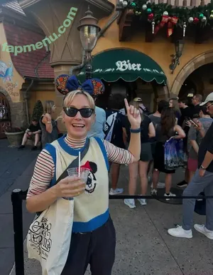 Brie Larson / brielarson nude photo #2279