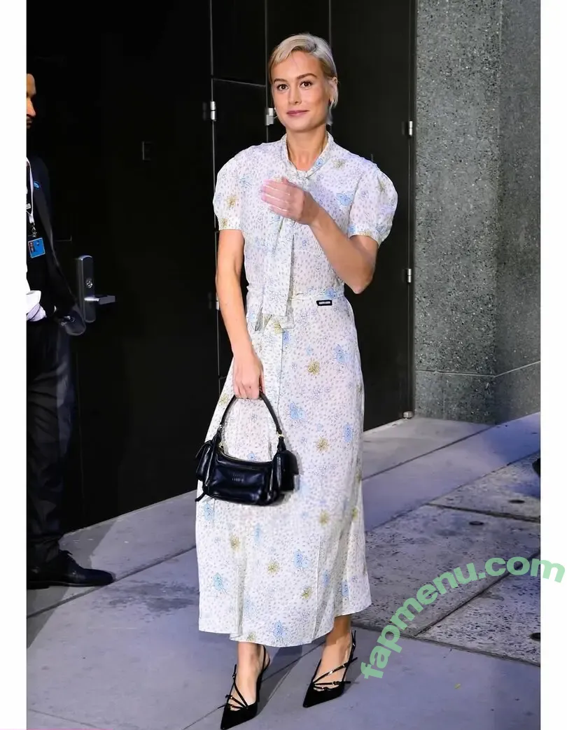 Brie Larson nude photo #2184 (brielarson)