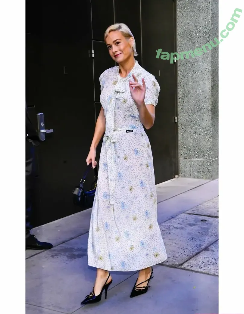 Brie Larson nude photo #2186 (brielarson)