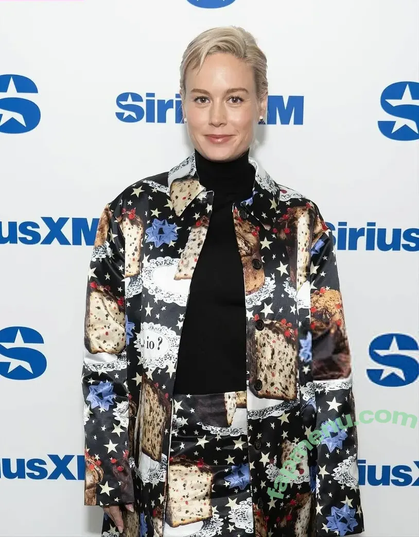 Brie Larson nude photo #2192 (brielarson)