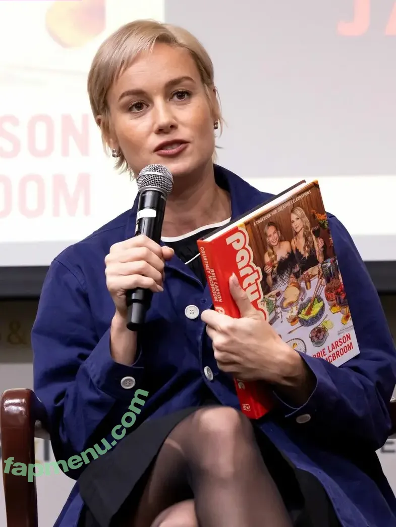 Brie Larson nude photo #2228 (brielarson)