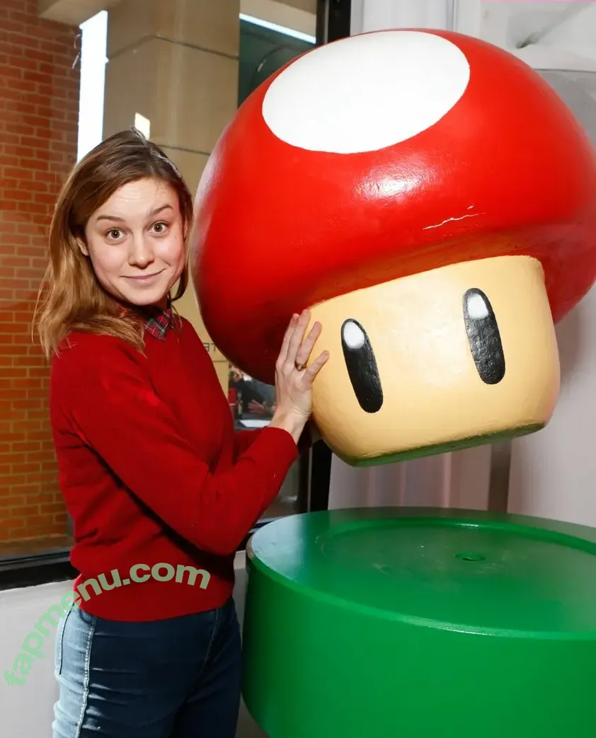 Brie Larson nude photo #2242 (brielarson)