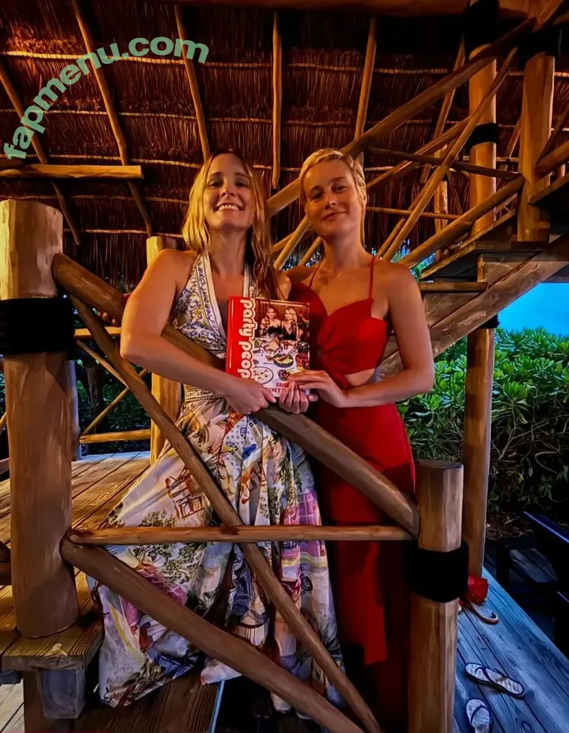 Brie Larson nude photo #2274 (brielarson)