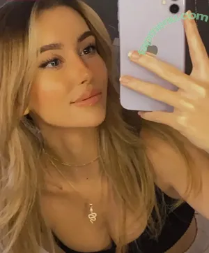 brieanneroksa / Acie nude photo #0148