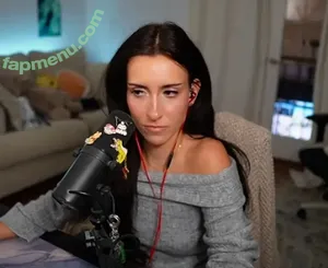 brieanneroksa / Acie nude photo #0197