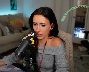 brieanneroksa / Acie nude photo #0201