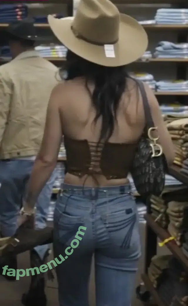 brieanneroksa nude photo #0116 (Acie)