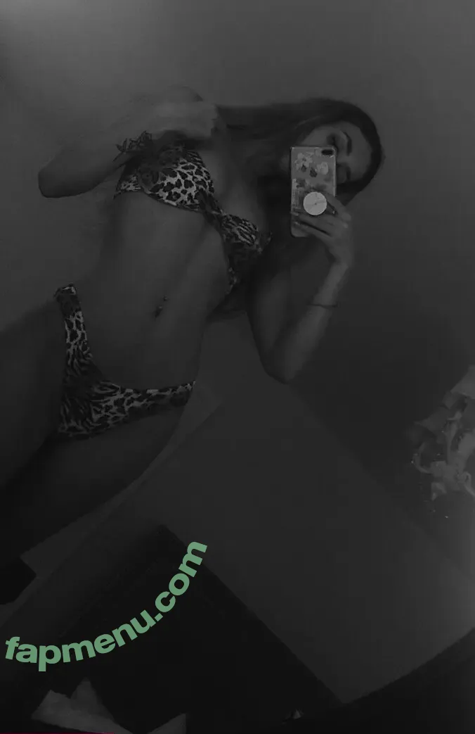 brieanneroksa nude photo #0137 (Acie)