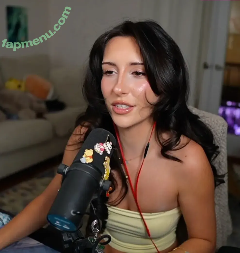 brieanneroksa nude photo #0188 (Acie)