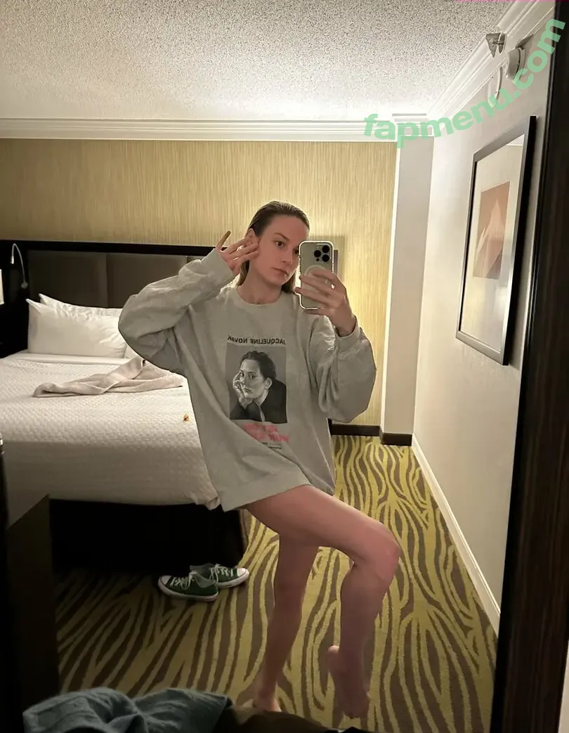 Brielarson nude photo #0001 (Brielarson)