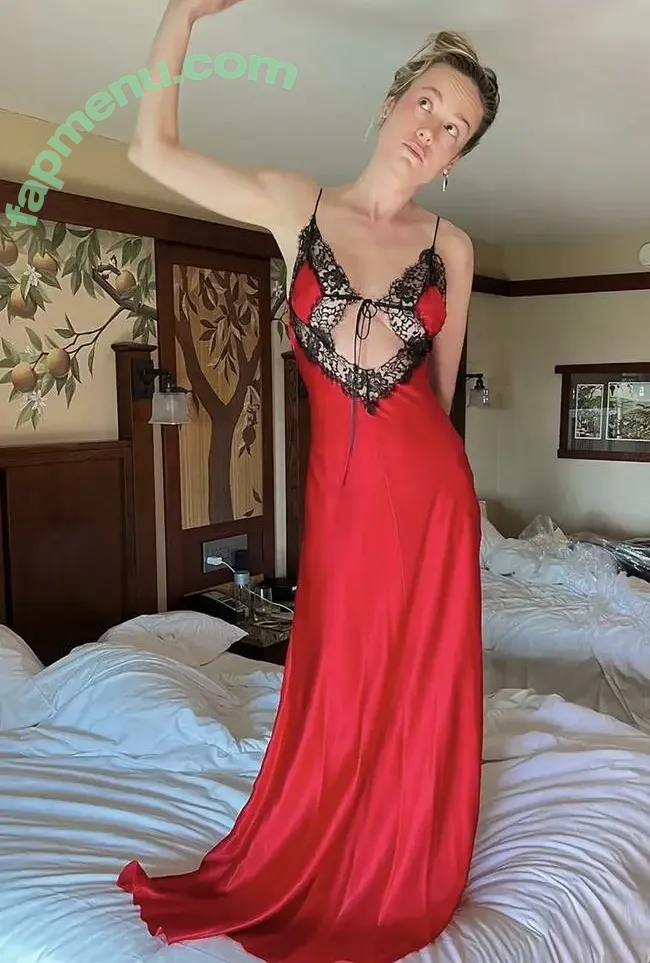 Brielarson nude photo #0010 (Brielarson)
