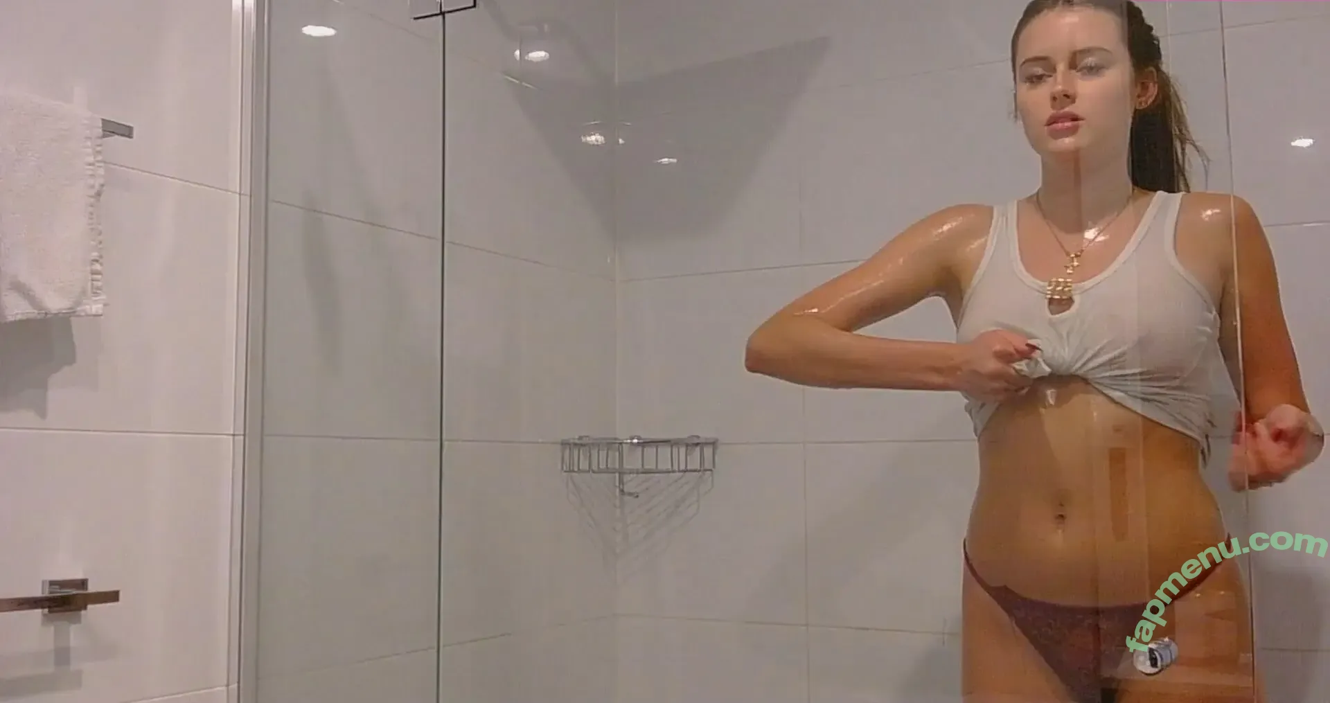 brielloo nude photo #0008 (Bri Carson / briellacalafiore / briellooo)