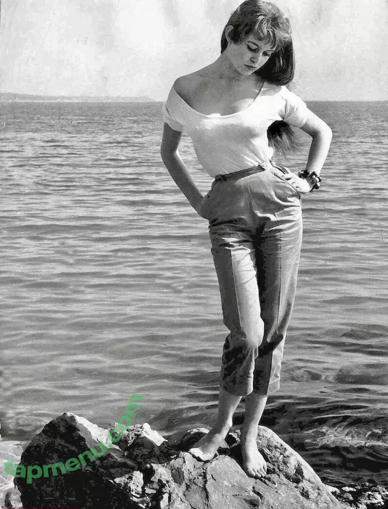 Brigitte Bardot nude photo #0056 (brigittebardotbb)