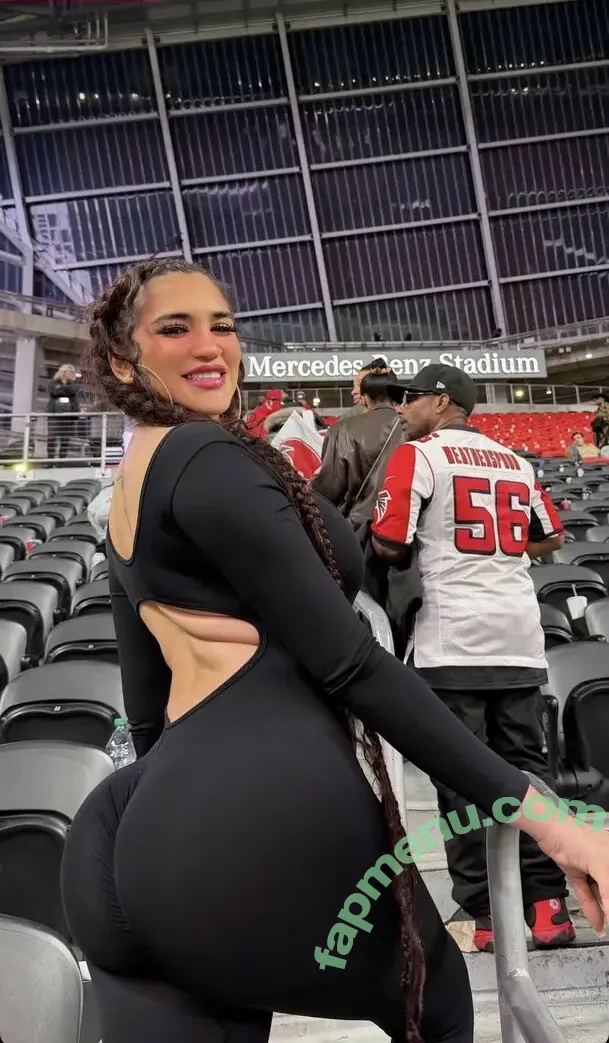 briiellas nude photo #0202 (adeline bri / briella.rose / brii adeline)